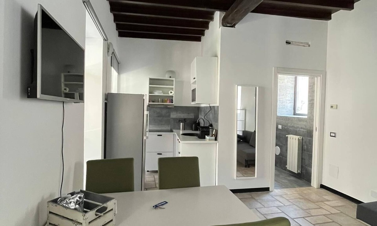 Busto Arsizio Apartment | 1 Bedroom Apartment in Busto Arsizio