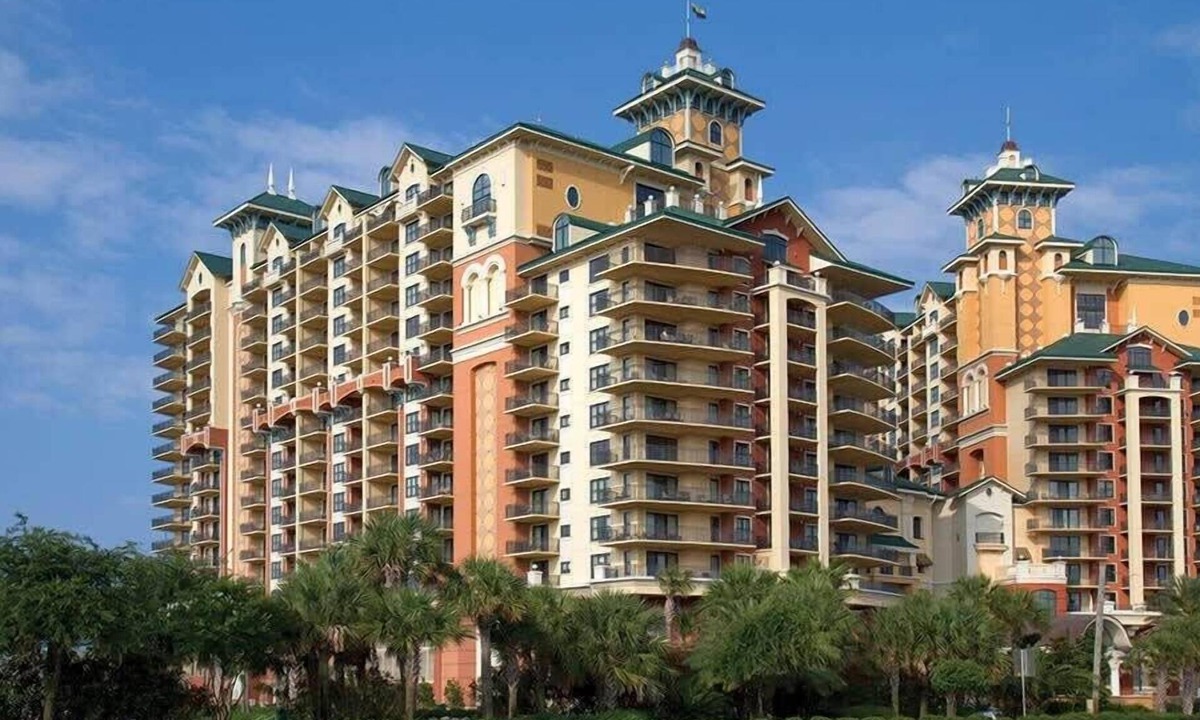 Destin Condo | 1br Deluxe Unit | Pools | Harbor Walk Village