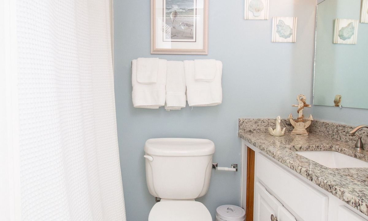 Destin Condo | 2 Bedroom 2.5 bath condo at Silver Dunes on the beach, sleeps 6