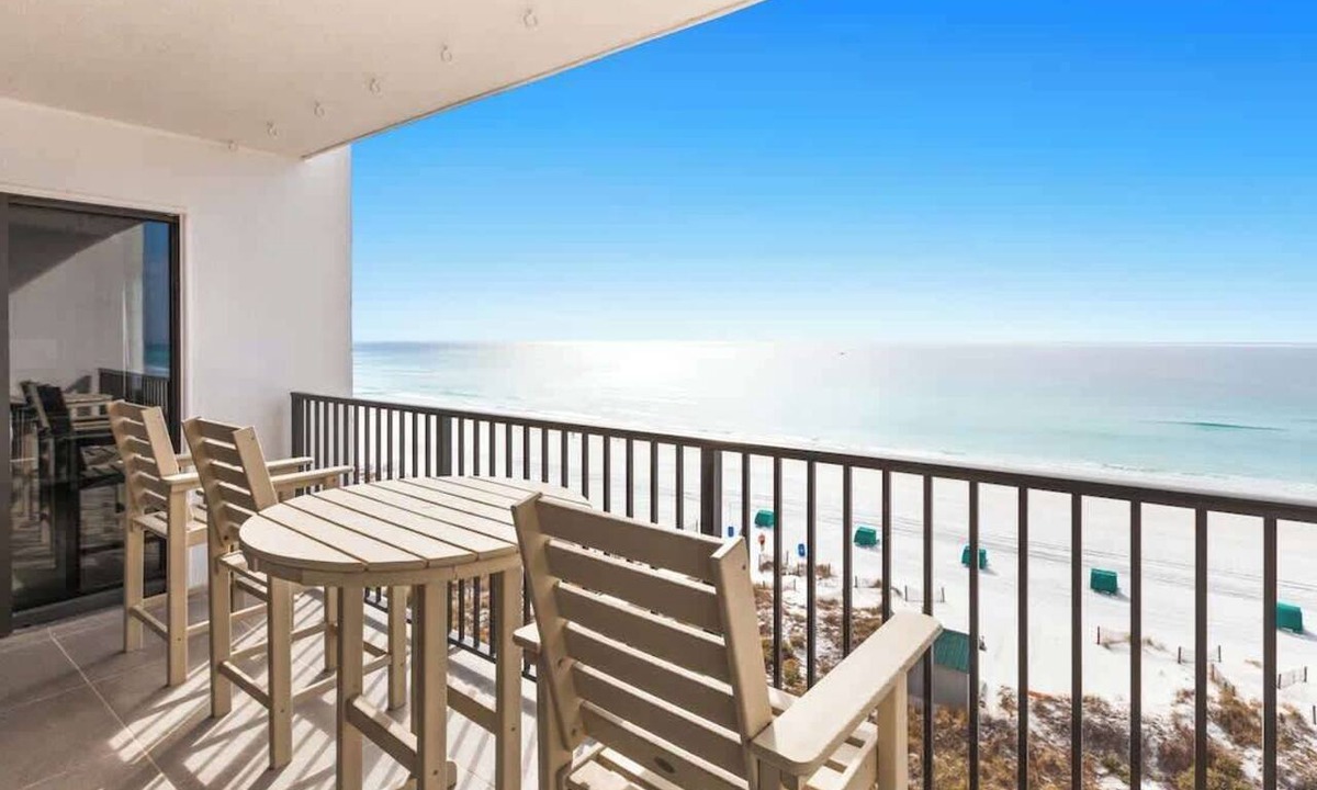 Destin Condo | Emerald Towers 0704