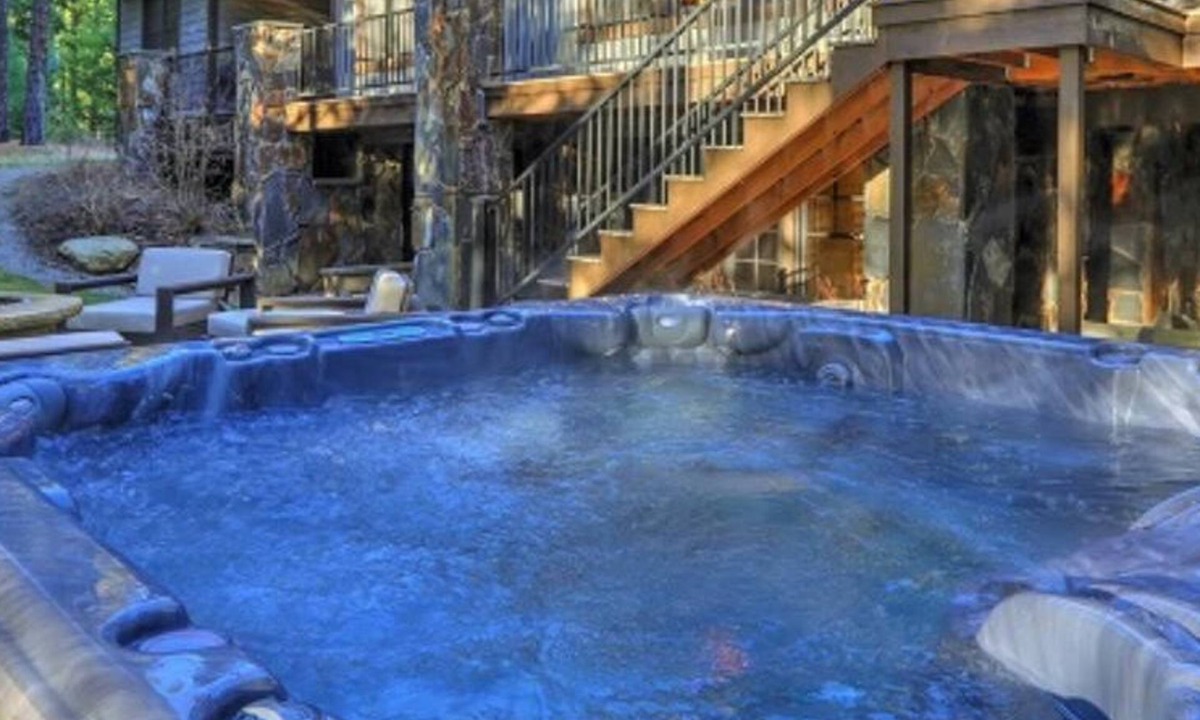 Cle Elum House | Family-Friendly, Hot Tub & Suncadia Pool Access