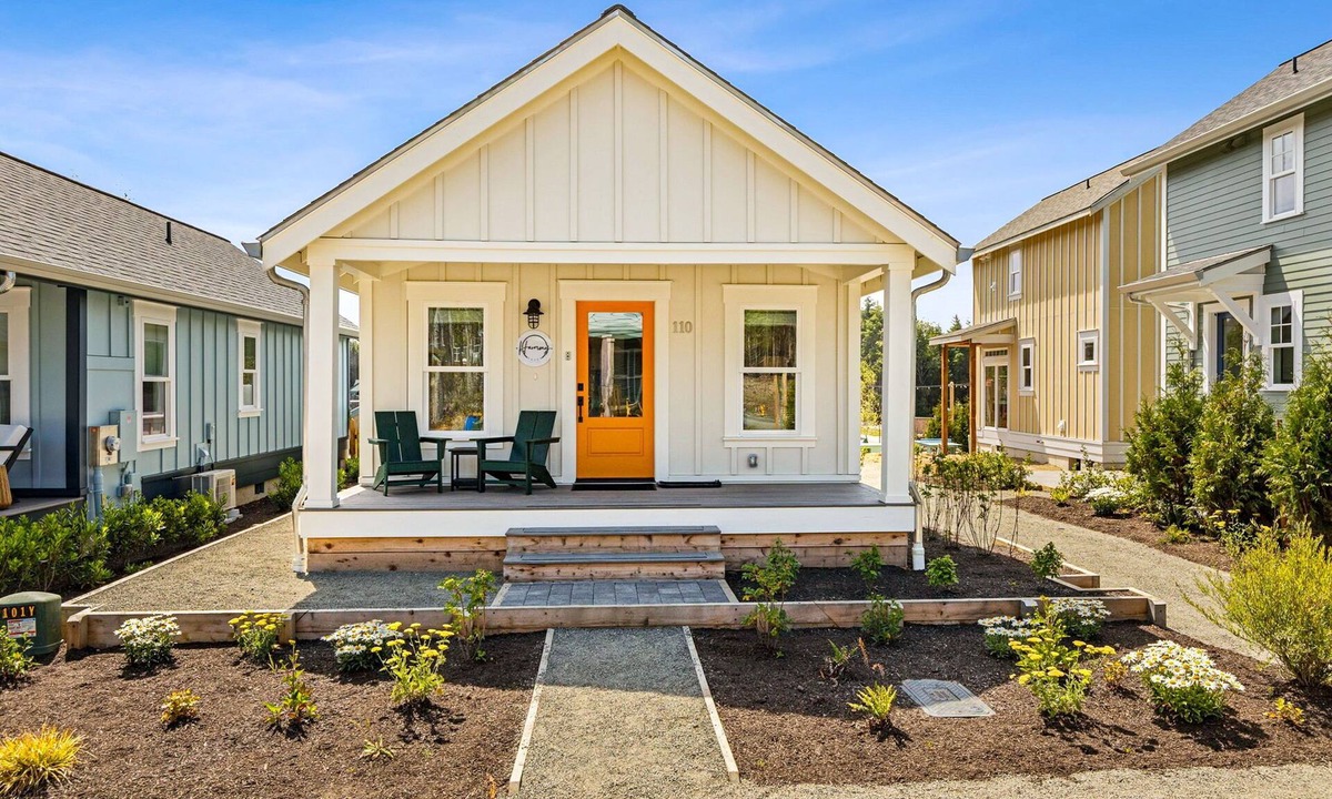 Pacific Beach House | *NEW* Harmony Haven: Hot Tub, Dog Friendly