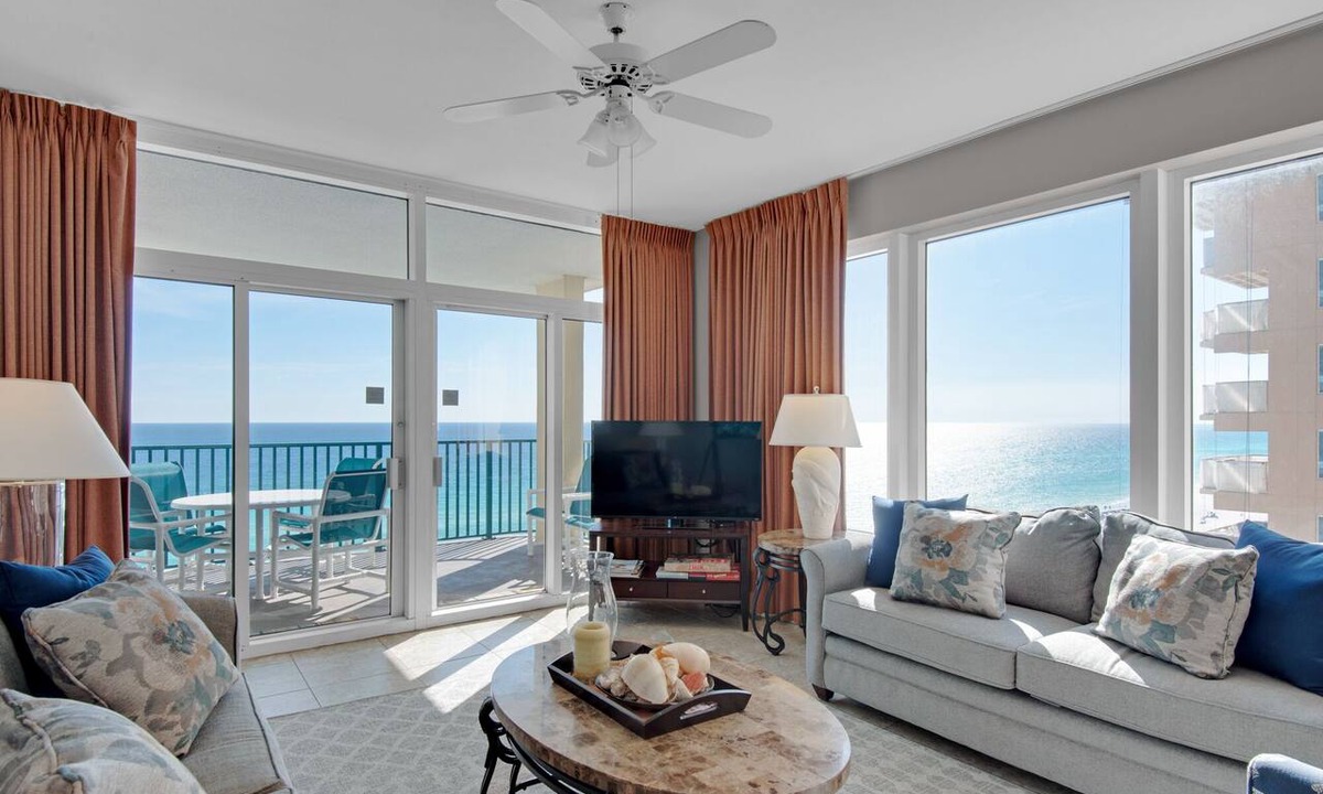 Destin Condo | Spectacular Views from this Corner Condo! Ideal Location in Downtown Destin!