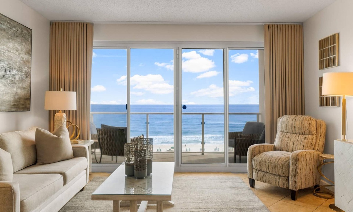 Destin Condo | Sterling Sands 411 - Beachfront, Pool, Free Golf Incl, Hot Tub, Prime Location