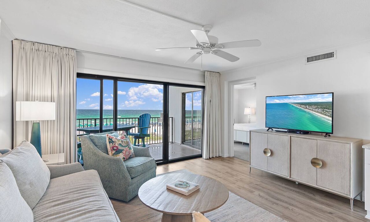 Destin Condo | ☀️Stunning Beachfront Condo with Gorgeous Views-2BR Emerald Towers 305☀️