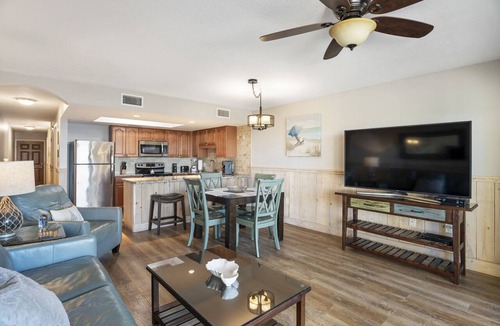 Destin Condo | 110- GORGEOUS and freshly renovated with amazing gulf views! Destin Beach Clu