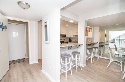 Destin Condo | 2 Bedroom 2.5 bath condo at Silver Dunes on the beach, sleeps 6