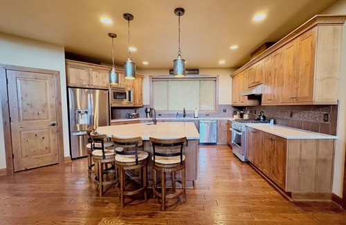 Cle Elum House | 3 Bedroom w/Game Room/Gourmet Kitchen/Community Pool - MNT VIEW IS AMAZING!