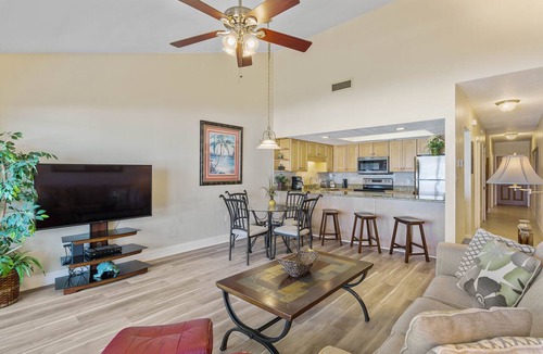 Destin Condo | 315- The BEACH is calling & this is the perfect condo! Destin Beach Club