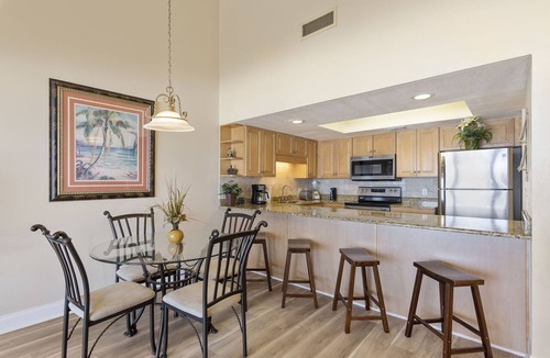 Destin Condo | 315- The BEACH is calling & this is the perfect condo! Destin Beach Club