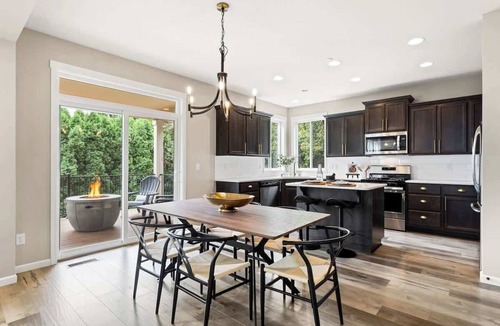 Camas House | 4 Bedroom Home Near Downtown Camas w/Private Sauna