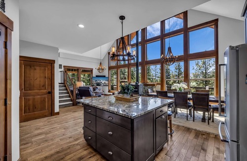 Cle Elum House | 5-Star Gem–Spa/EV/GmRm/PetsOK + Gather, Laugh, Play + 1PM In/Out