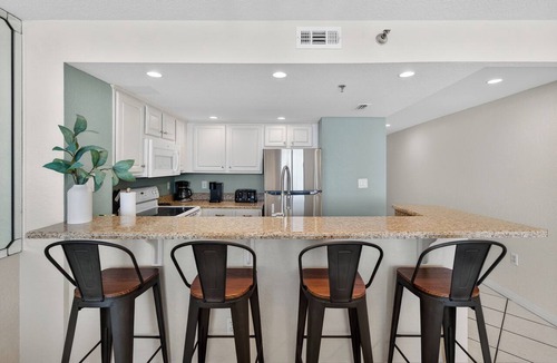 Destin Condo | Awesome Direct Ocean Views! Resort on Beach! Heart of Destin! Close 2 Everything