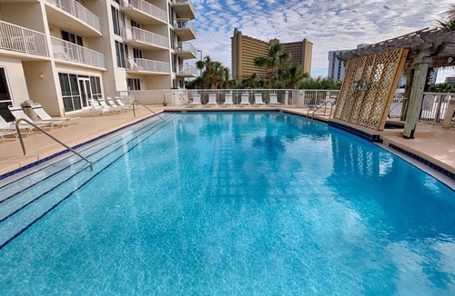 Destin Condo | Beautiful 3BR/3BA Condo- Pelican Beach Resort