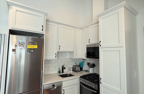 Snohomish Apartment | Birds Nest, Only blocks to downtown Snohomish