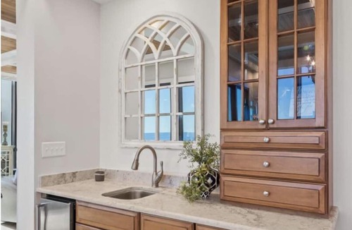 Destin Condo | 🦩Book Me Baby! Gulf-Front Condo at Emerald Towers🦩
