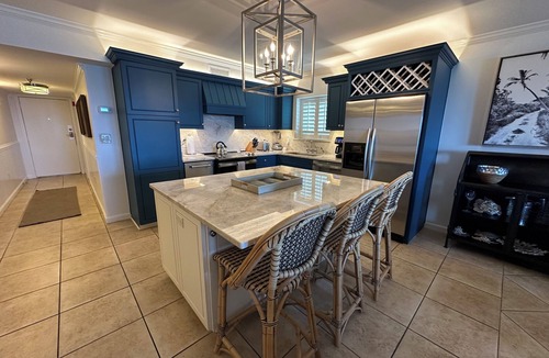 Destin Condo | "Breakers East 1001 Gulf Front 3 BR/2BA-Covered Parking Beach setup included