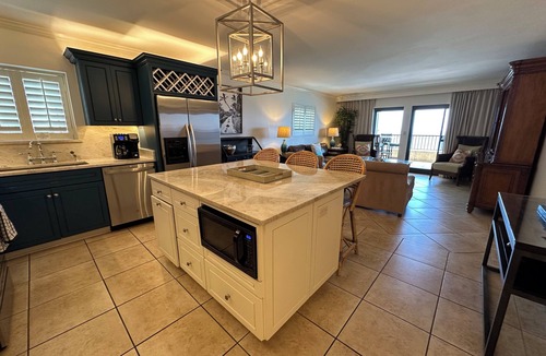Destin Condo | "Breakers East 1001 Gulf Front 3 BR/2BA-Covered Parking Beach setup included