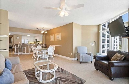 Destin Condo | Destin Beach Retreat With Floor-to-Ceiling Gulf Views and Spacious Balcony