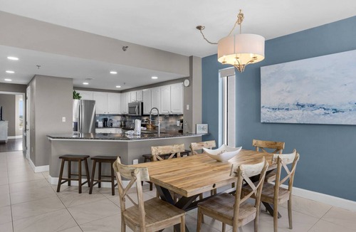 Destin Condo | Directly on the Beach, Pool, Upscale Furnishings