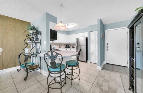 Holiday Isle Condo | Dolphin Point 106C - Harbor Views & Boat Slip