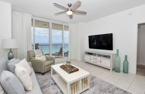 Destin Condo | Eleventh Floor Beachfront Condo w/Beach View From Both Bedrooms 🏖️