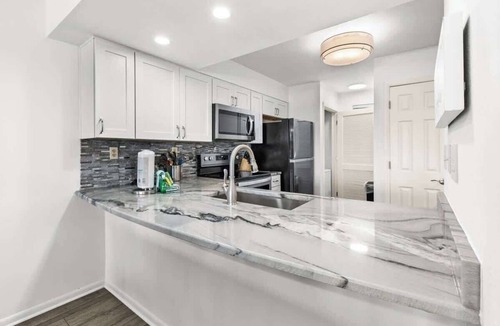 Destin Condo | Emerald Towers 0502
