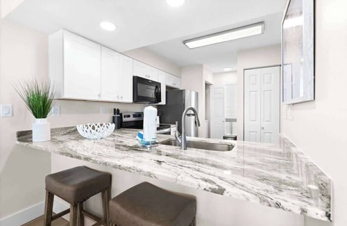Destin Condo | Emerald Towers 0704