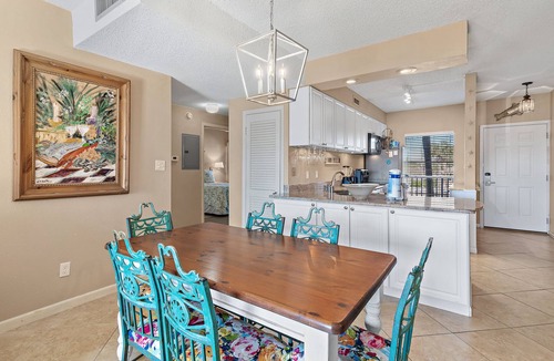 Destin Condo | Enjoy beachfront living during your stay at this 2-bedroom, 2-bathroom rental