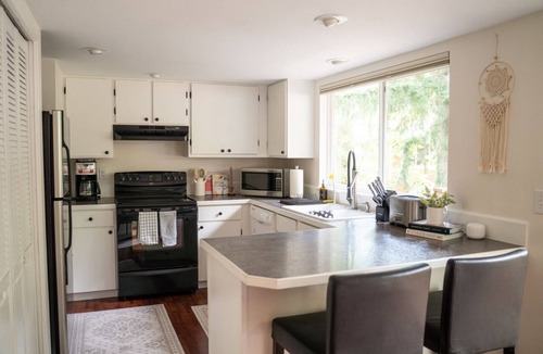 North Bend House | Forest Escape – Hiking & Rattlesnake Lake Nearby