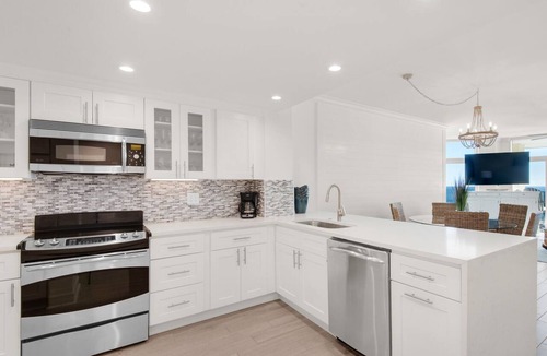 Destin Condo | Gulf Front Luxury Condo | Spectacular Views | Downtown Destin