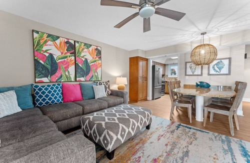 Destin Condo | Gulf Front Townhome, Downtown Destin!