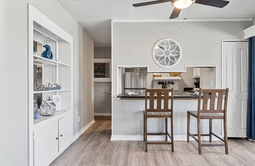 Destin Condo | GULF TERRACE ESCAPE | THREE POOLS | LAKE| TENNIS/PICKLEBALL COURTS