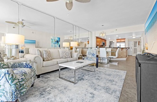 Destin Condo | Gulf Views, ON the beach, Chairs and Umbrella Included
