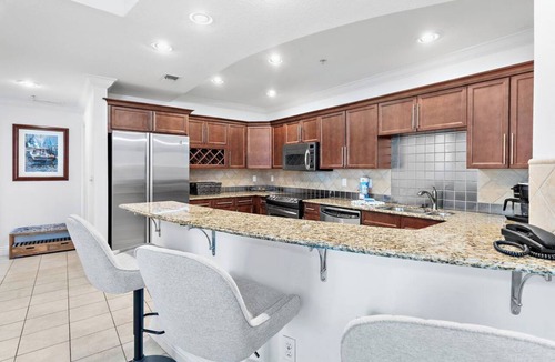 Destin Condo | Harbor Breeze @ Emerald Grande | Views | Perfect Location | Summer Specials | FREE Fun Pass