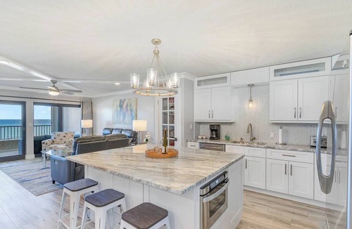 Destin Condo | High-End Beachfront Condo w/Breathtaking Gulf View