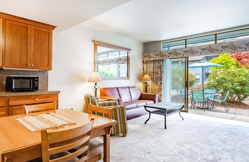Birch Bay Condo | JL 305: Peaceful yet centrally located 2 bedroom, in the heart of Birch Bay.