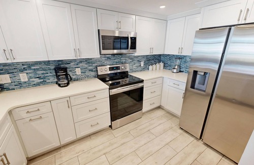 Destin Condo | New Luxurious Beach/Pool View Jade East 150