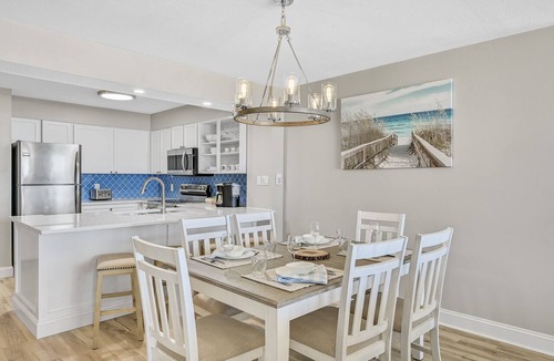 Destin Condo | Pelican Beach 2 bedroom 4th floor Gulf Front Condo