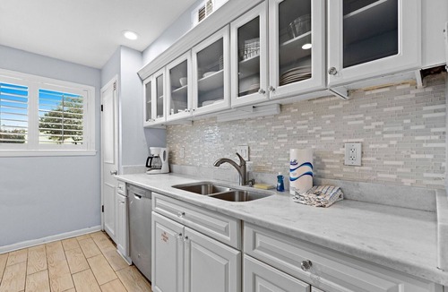 Destin Condo | Pet Friendly | 3BR in South Bay by the Gulf Destin w/Easy Beach Access