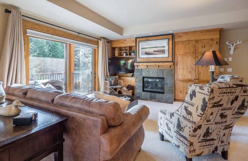 Cle Elum Condo | Pet Friendly Condo, Suncadia Pool Access