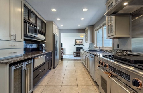 Walla Walla House | Private Pool Retreat | Ages 12+ Only | Pet Friendly | Near Downtown