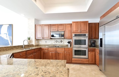 Destin Condo | Rare Find! Serene 17th Floor Penthouse at Silver Beach Towers!