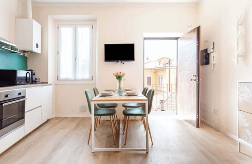 Busto Arsizio Apartment | [Relax in city center] 10 min Malpensa free park