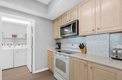 Destin Condo | 🌊Silver Beach 1205E | Beach Front | Upscale + Disc. Beach Service