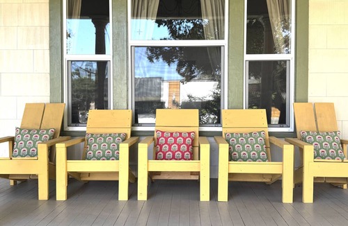 Walla Walla House | Sleeps up to 12 guests & walkable to Main Street!