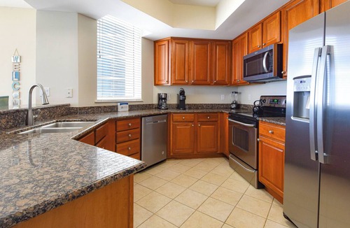 Destin Condo | Spacious Beachfront Condo w/Private Balcony in Central Destin! 💙☀🌊