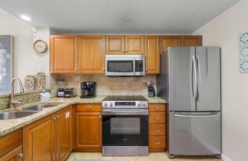 Destin Condo | Sterling Sands 411 - Beachfront, Pool, Free Golf Incl, Hot Tub, Prime Location