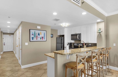 Destin Condo | Stress free 2BR Gulf front condo balcony views, great rate.
