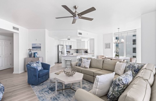 Destin Condo | Stunning, fully renovated 5 Star Beachfront Condo
